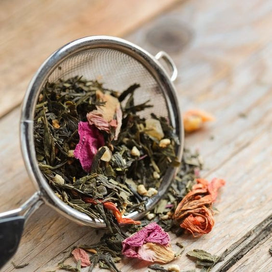 Kashmiri Saffron Kahwa – Traditional Spiced Green Tea | Wadi Harvest